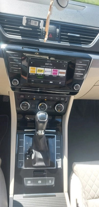 Skoda Superb cena 63000 przebieg: 192000, rok produkcji 2016 z Warszawa małe 254
